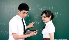 年轻老师在线观看