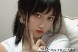 网红炸裂吃瓜事件女